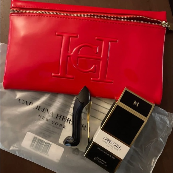 Carolina Herrera Handbags - carolina herrera set